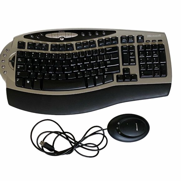 Microsoft Other - Microsoft Wireless Comfort Keyboard Model 1045 with Receiver EUC Tested Clean